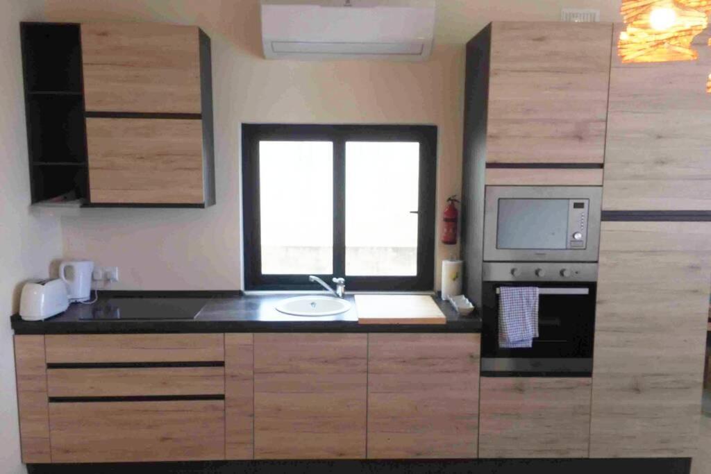 Mellieha Luxury Penthouse With Sea & Country Views Apartment Екстериор снимка